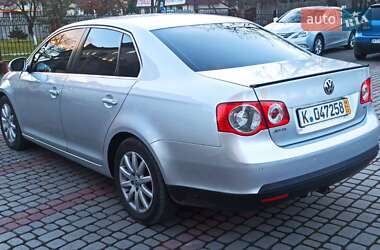 Седан Volkswagen Jetta 2010 в Богородчанах