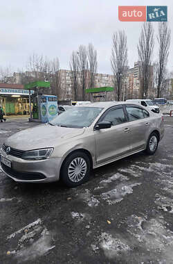 Седан Volkswagen Jetta 2013 в Києві