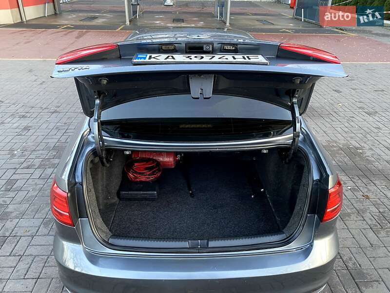 Седан Volkswagen Jetta 2014 в Киеве