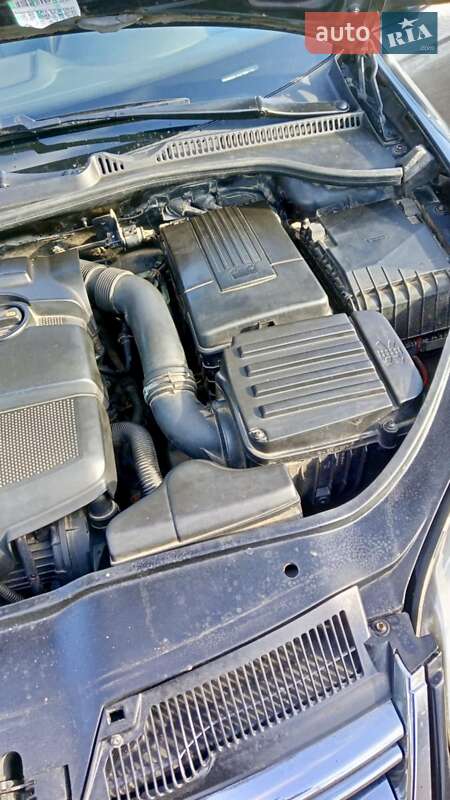 Седан Volkswagen Jetta 2006 в Надворной