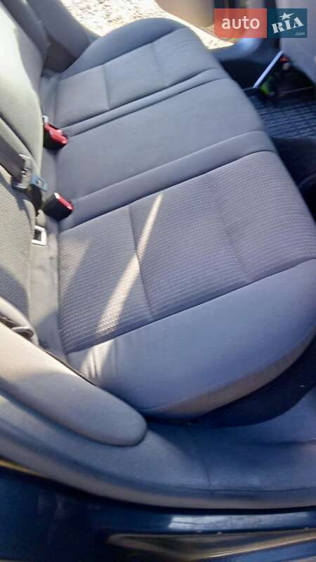 Седан Volkswagen Jetta 2006 в Надворной