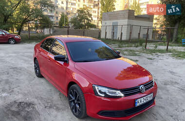 Седан Volkswagen Jetta 2013 в Киеве