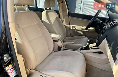 Седан Volkswagen Jetta 2006 в Хмельницком