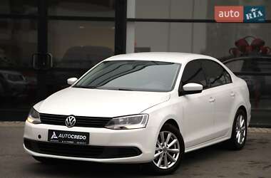 Седан Volkswagen Jetta 2013 в Харкові