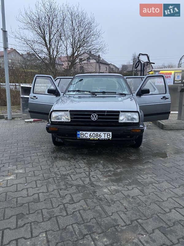 Седан Volkswagen Jetta 1988 в Львові