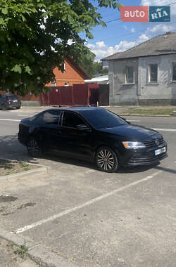 Седан Volkswagen Jetta 2015 в Харкові