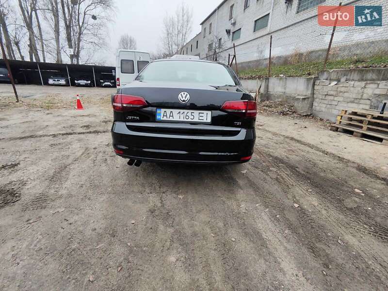 Седан Volkswagen Jetta 2017 в Києві