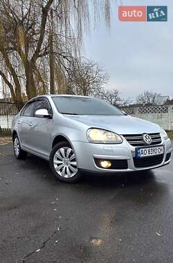 Седан Volkswagen Jetta 2010 в Береговому