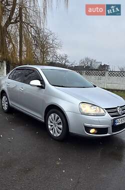 Седан Volkswagen Jetta 2010 в Береговому