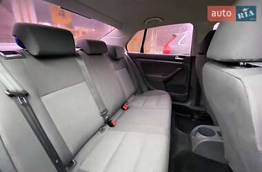 Седан Volkswagen Jetta 2008 в Киеве