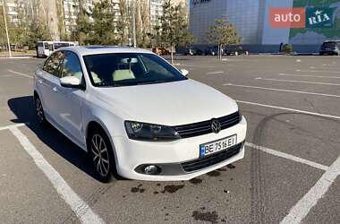 Седан Volkswagen Jetta 2013 в Миколаєві