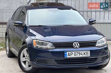 Седан Volkswagen Jetta 2012 в Запоріжжі