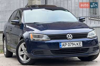 Седан Volkswagen Jetta 2012 в Запоріжжі