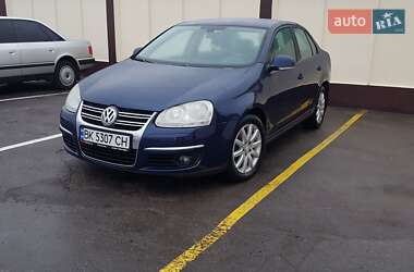 Седан Volkswagen Jetta 2008 в Рівному