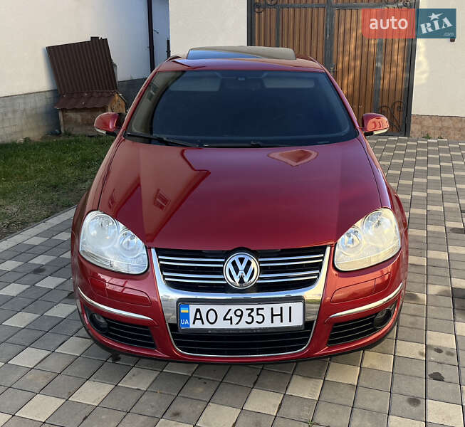 Седан Volkswagen Jetta 2008 в Іршаві