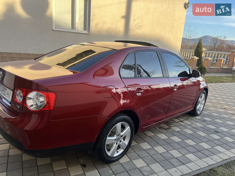 Седан Volkswagen Jetta 2008 в Іршаві