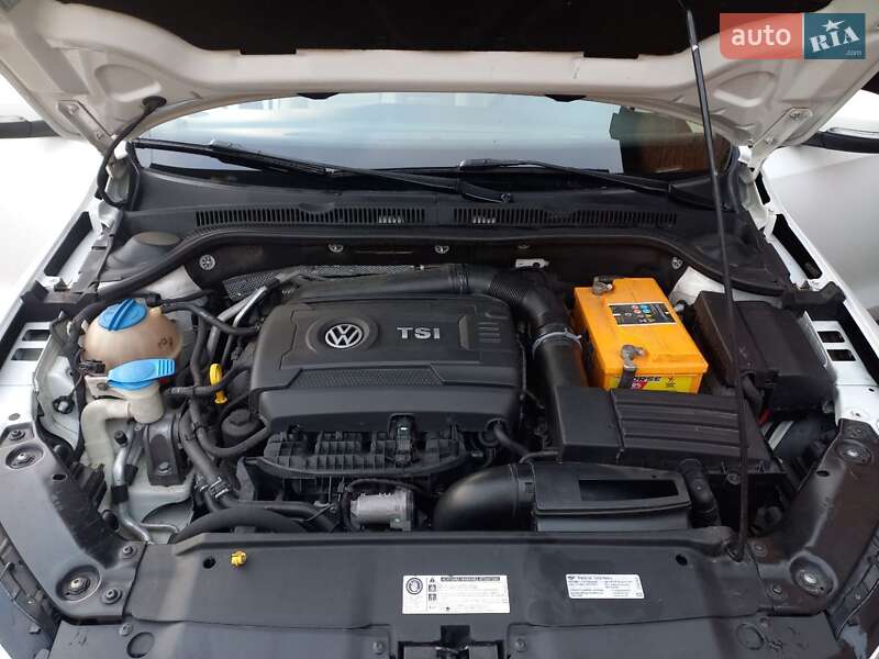 Седан Volkswagen Jetta 2013 в Знаменке