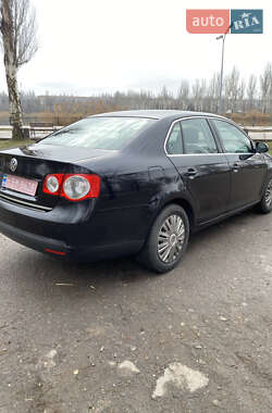 Седан Volkswagen Jetta 2006 в Кривому Розі