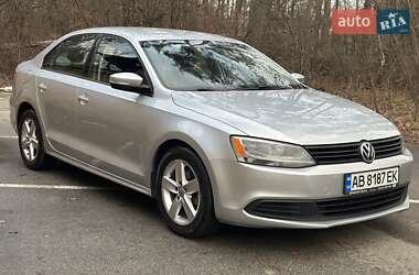 Седан Volkswagen Jetta 2011 в Киеве