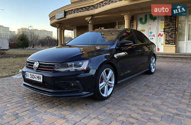 Седан Volkswagen Jetta 2016 в Тернополі