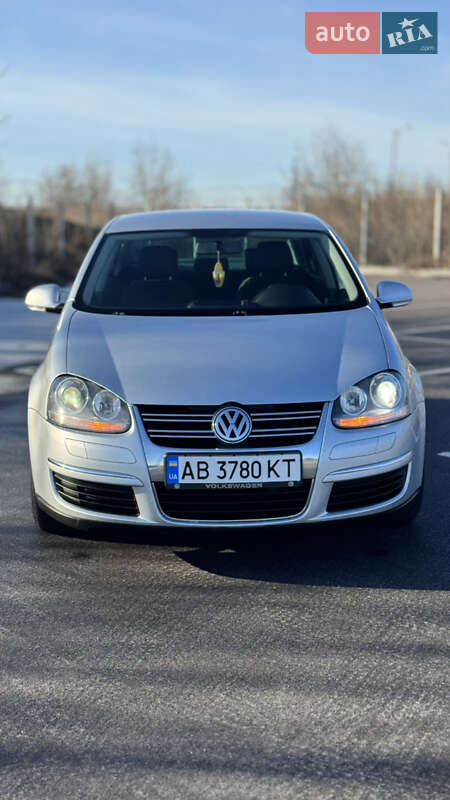 Седан Volkswagen Jetta 2008 в Вінниці