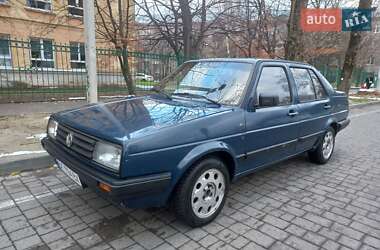 Седан Volkswagen Jetta 1988 в Львові