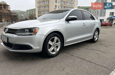 Седан Volkswagen Jetta 2012 в Черкасах