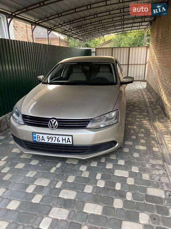 Седан Volkswagen Jetta 2014 в Кропивницькому