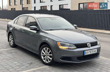 Седан Volkswagen Jetta 2012 в Киеве