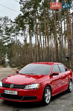 Седан Volkswagen Jetta 2012 в Житомирі