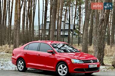 Седан Volkswagen Jetta 2012 в Житомире