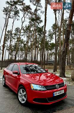 Седан Volkswagen Jetta 2012 в Житомире