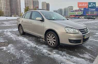 Седан Volkswagen Jetta 2008 в Киеве