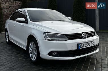 Седан Volkswagen Jetta 2012 в Кропивницькому