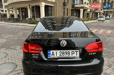 Седан Volkswagen Jetta 2012 в Киеве