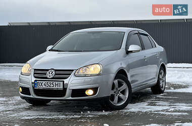 Седан Volkswagen Jetta 2007 в Летичіві