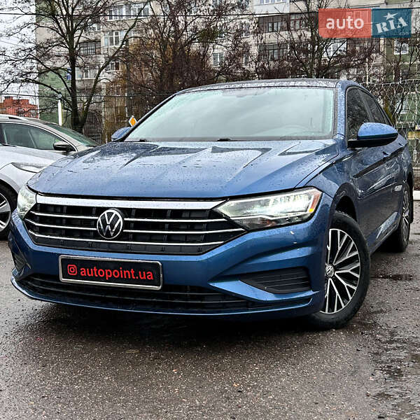 Седан Volkswagen Jetta 2019 в Сумах