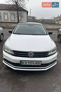 Седан Volkswagen Jetta 2015 в Новомосковську