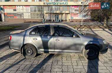 Седан Volkswagen Jetta 2005 в Запоріжжі