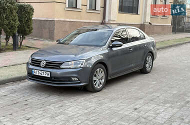 Седан Volkswagen Jetta 2016 в Києві