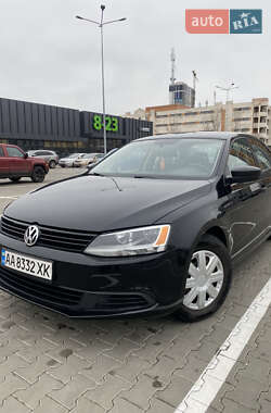 Седан Volkswagen Jetta 2011 в Києві