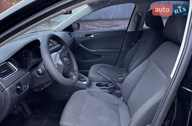 Седан Volkswagen Jetta 2011 в Дніпрі