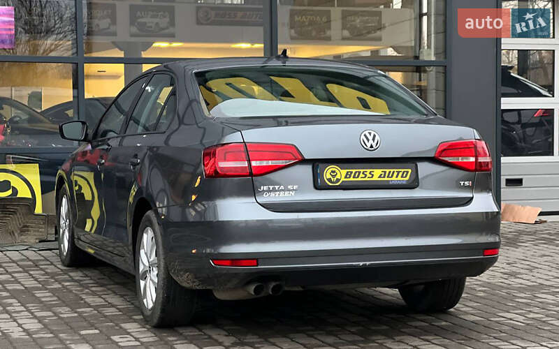 Седан Volkswagen Jetta 2015 в Ивано-Франковске