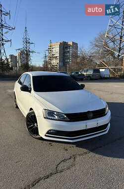 Седан Volkswagen Jetta 2015 в Запоріжжі