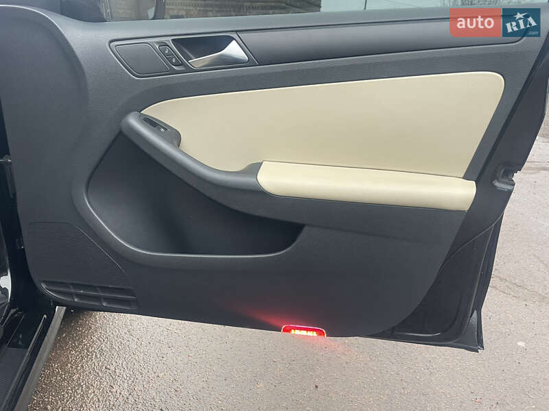 Седан Volkswagen Jetta 2011 в Бахмаче