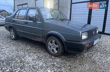 Седан Volkswagen Jetta 1987 в Городенке