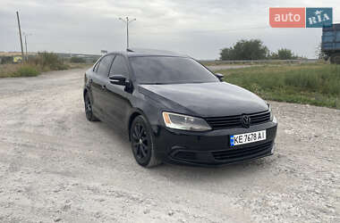 Седан Volkswagen Jetta 2012 в Днепре