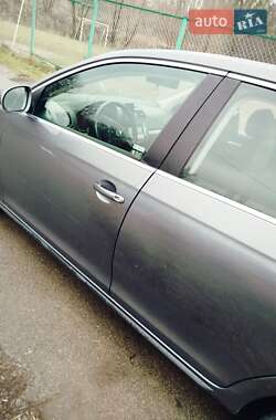Седан Volkswagen Jetta 2006 в 