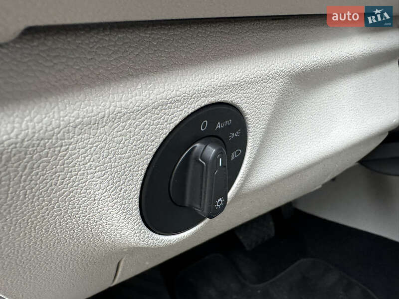 Седан Volkswagen Jetta 2019 в Ужгороді фото 27 Седан Volkswagen Jetta 2019 в Ужгороді