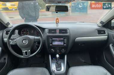 Седан Volkswagen Jetta 2012 в Рівному